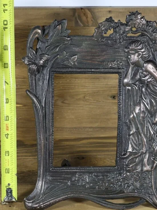 Vtg Art Nouveau Brass Repousse Fairy Lady Woman Figure Floral Picture Frame 4x6 - Picture 2 of 3